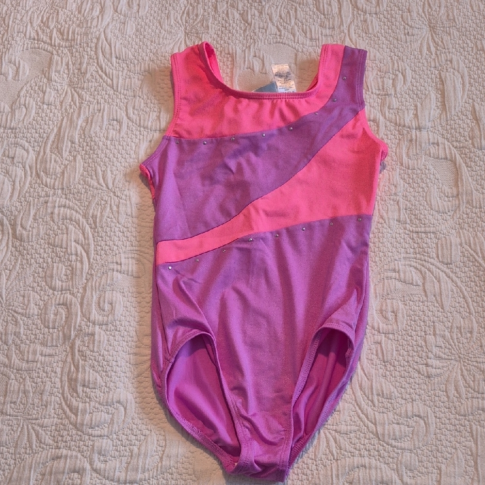 Freestyle girls Medium 8/10 pink and purple with gems leotard dance gym